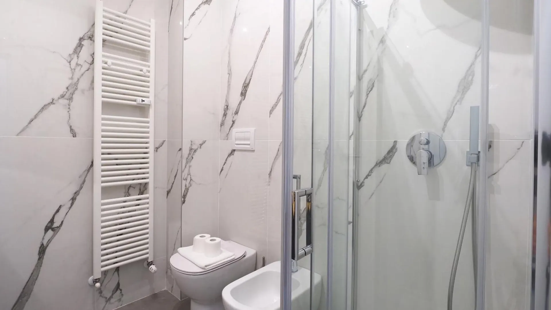 Mila Apartments Fiera Milan 0*,  Italy