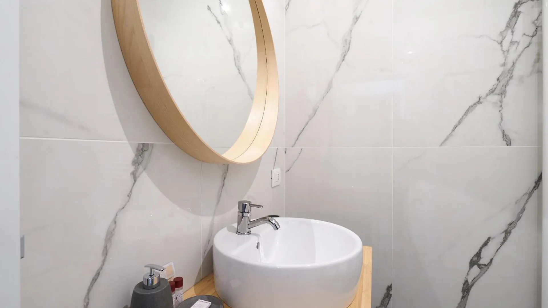 Mila Apartments Fiera Milan
